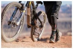 Fasthouse Hooper MTB Knee Pads -Puig Shop fasthouse hooper mtb knee pads black 5