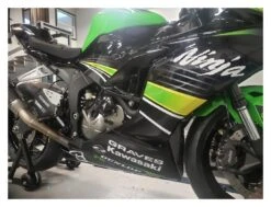 Graves Right Side Engine Cover Kawasaki ZX-6R 2019-2023 -Puig Shop graves right side engine cover kawasaki zx6 r20192021 1