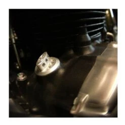 Joker Machine Billet Oil Filler Plug For Triumph 13 Joker Machine Billet Oil Filler Plug For Triumph -Puig Shop joker machine billet oil filler plug for triumph 4
