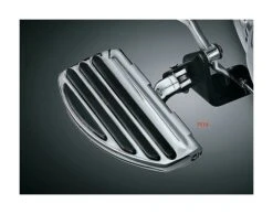 Kuryakyn ISO Driver And Passenger Floorboards -Puig Shop kuryakyn iso driver passenger floorboards 1