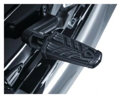 Kuryakyn Spear Footpegs -Puig Shop kuryakyn spear footpegs 1
