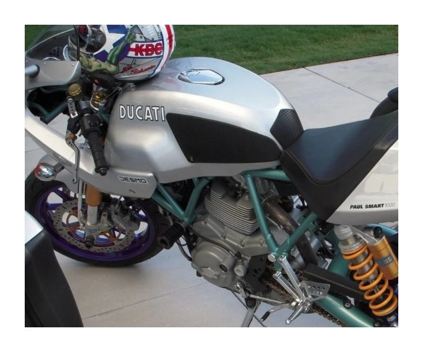 TechSpec C3 Tank Pads Ducati Paul Smart LE 2006 4 TechSpec C3 Tank Pads Ducati Paul Smart LE 2006 - Image 2